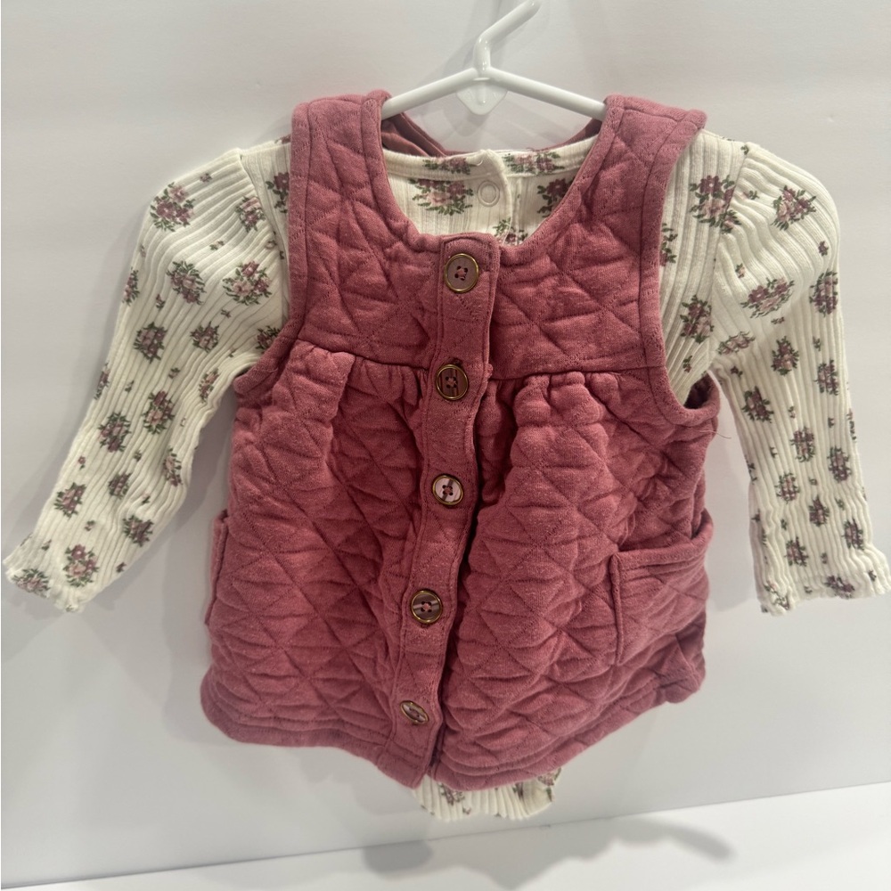 Nicole Miller Pink Quilted Vest and Floral Set